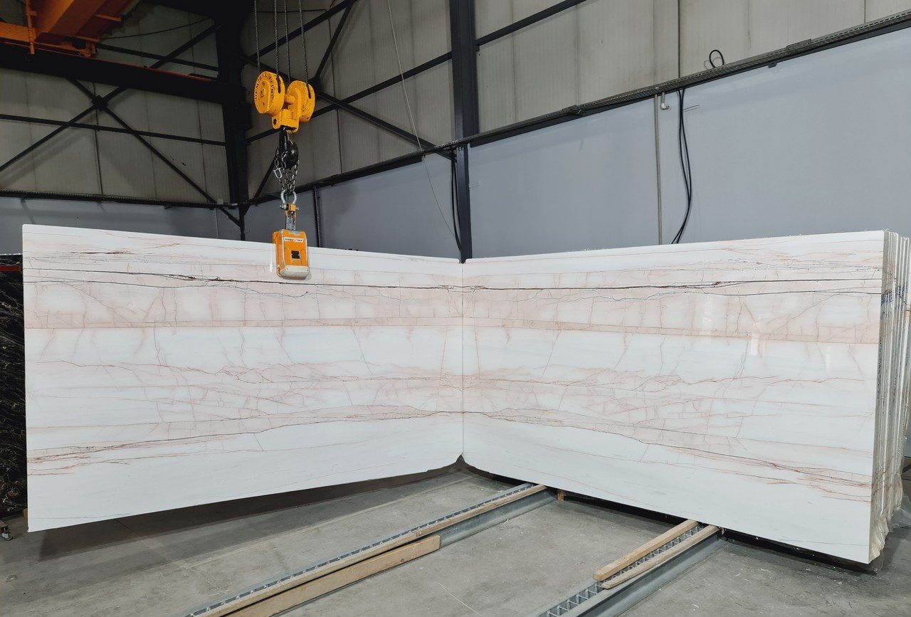 Rosso Venato Onyx slab 3